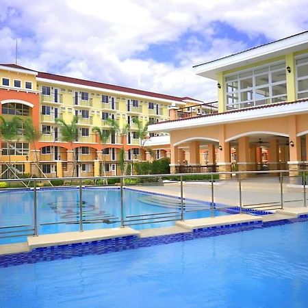 Ar02 1Bedroom Condo Unit With Free Pool, Hbo, Netflix & Wifi Davao City Exterior foto